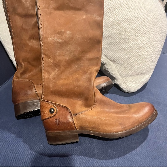 NEW Frye Melissa Button Lug Back-Zip Leather Knee High Boot in Cognac - Picture 4 of 13